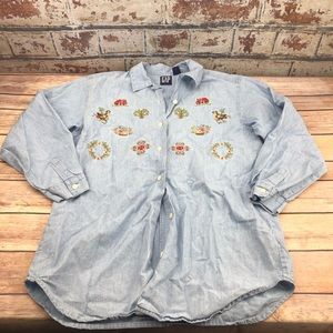 GAP Cross-stitch Button-up